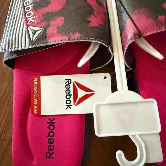 Reebok Pink and Black Slide Sandals - Picture 2 of 5